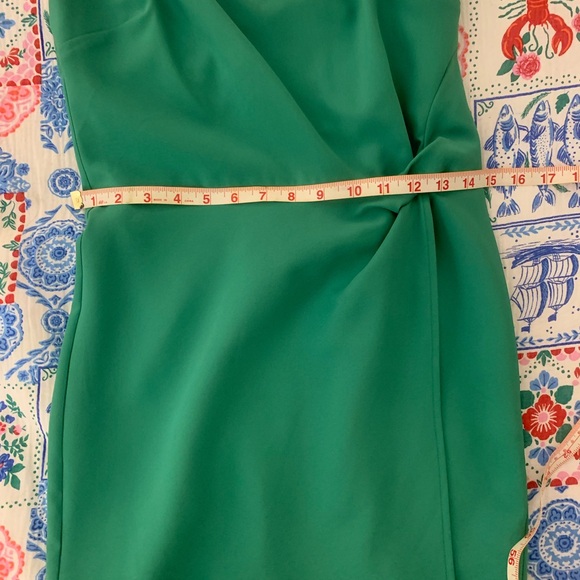 NWT! NBD Kelly Green dress - Picture 14 of 14